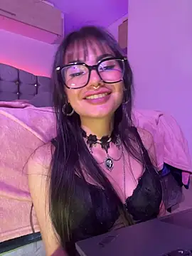 _lucycherry (F young) - doggy view