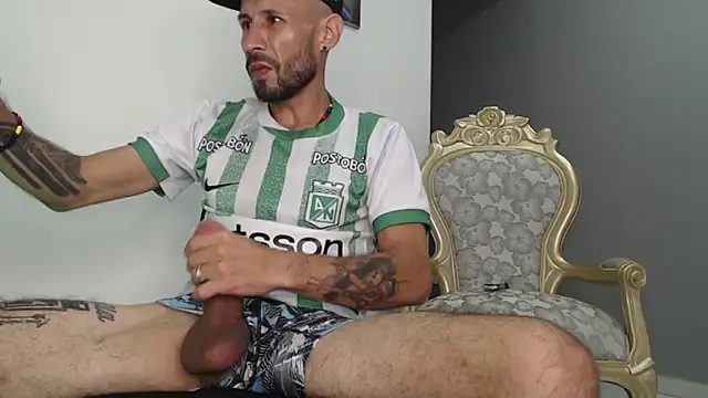 bigdick_monster1 - Bigdick_monster1's free webcam - UK Sex Cams