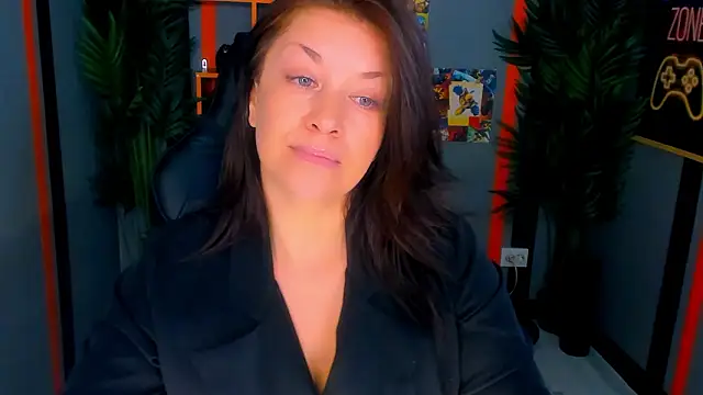 anamills - AnaMills's free webcam - UK Sex Cams