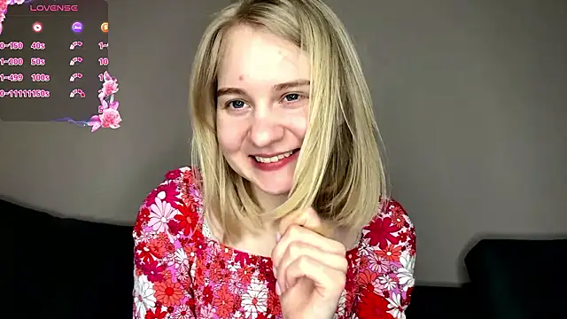 odelinaficken (F young) - play with my little nipples