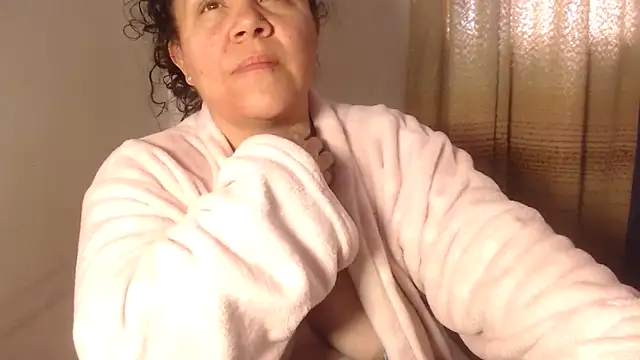 agathamiller01 - Agathamiller01's free webcam - UK Sex Cams