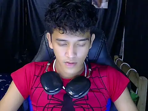 hugekenbigcock (M twink) - cum with me