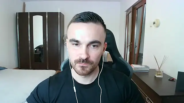 mu5clemania2 - Mu5clemania2's free webcam - UK Sex Cams