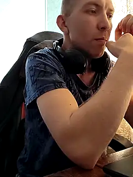 _uncle_mitya-43_ - _uncle_Mitya-43_'s free webcam - UK Sex Cams