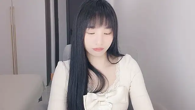 lisa-3333 - Lisa-3333's free webcam - UK Sex Cams