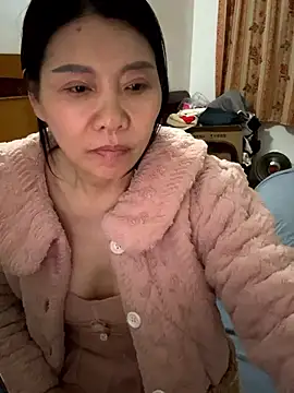 xiiuuff18 - Xiiuuff18's free webcam - UK Sex Cams