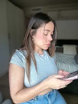 Webcam Model (Condes_carmen)  is live.Free join now!