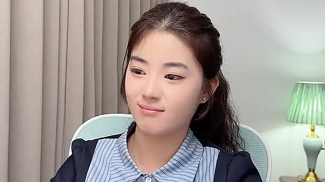 nicole20266 (F teen) - 甜甜的直播间，等你来