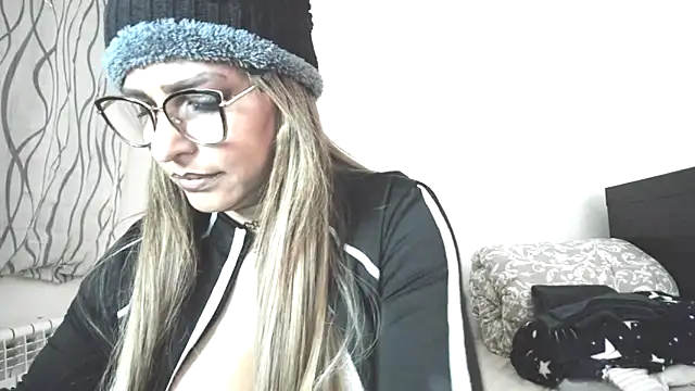 cristaldivine - CristalDivine's free webcam - UK Sex Cams