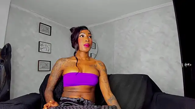 emattaylor - Emattaylor's free webcam - UK Sex Cams