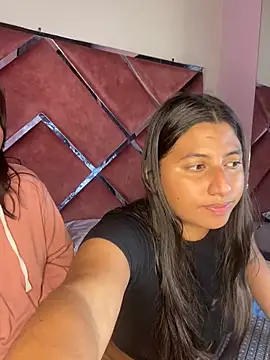 SolTully Live Webcam on Stripchat