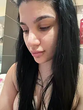 Webcam Model (Samira30)  is live.Free join now!