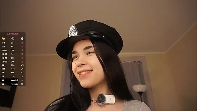 shennabosh (F teen) - ❤️oil my ass and spank until red❤️