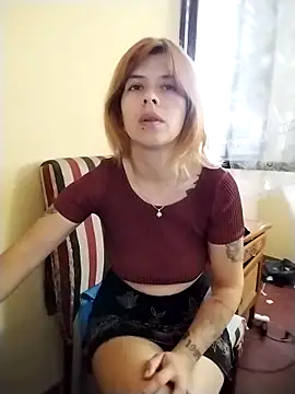 carlafoxxx - Carlafoxxx's free webcam - UK Sex Cams