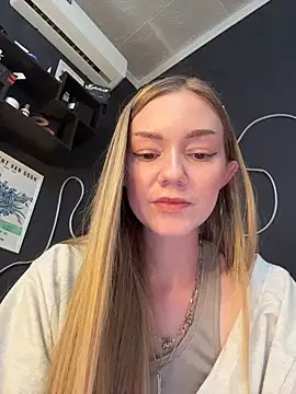 milamoone (F young) - 🥵Fountain SQUIRT and NAKED TITS 💦