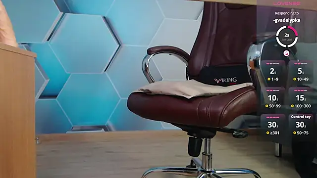 stevetiger (Ask my age) - NAKED