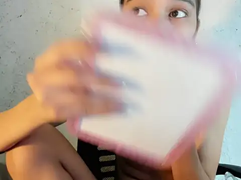 Althea_dolly live sex cam