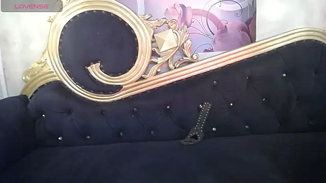 vayolettatto_bigass live sex cam