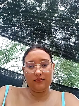 Webcam Model (young_dairy01)  is live.Free join now!