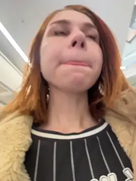 rosiesecret (F young) - Make my pussy BURN with vibes