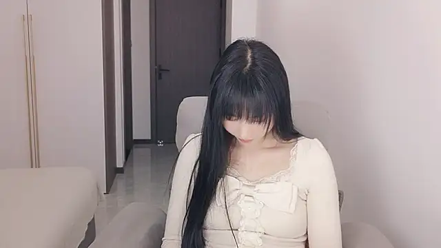 lisa-3333 - Lisa-3333's free webcam - UK Sex Cams