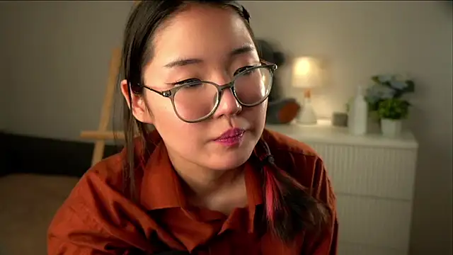 NelleMihalko live sex cam