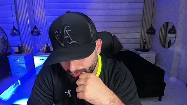 jhon_bear03 - Jhon_bear03's free webcam - UK Sex Cams