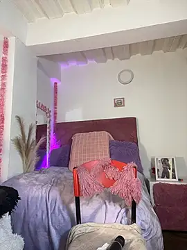 karinacortes (F young) - Can u stroke yor clit hot