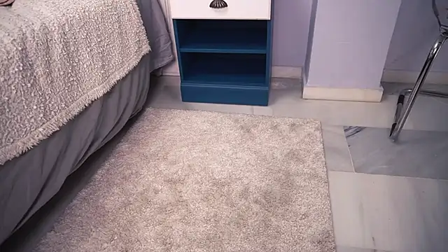 new_dee (F young) - Make me wet