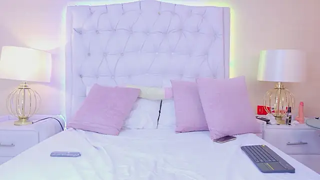 ninasantoss - NinaSantoss's free webcam