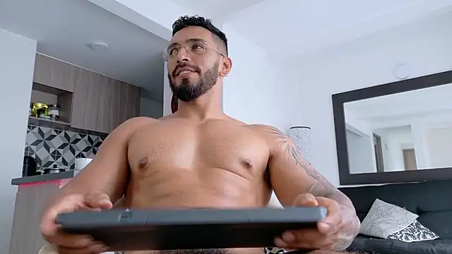 tony_muscle - Tony_muscle's free webcam - UK Sex Cams