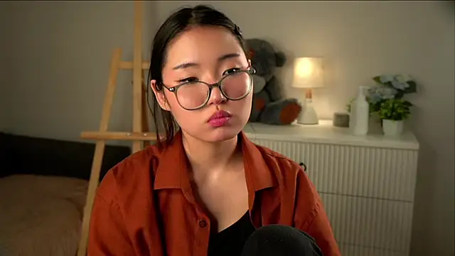 nellemihalko - NelleMihalko's free webcam - UK Sex Cams