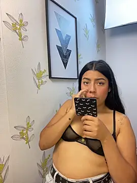 laia_white - Laia_white's free webcam - UK Sex Cams