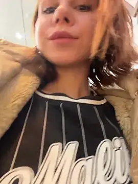 RosieSecret live sex cam