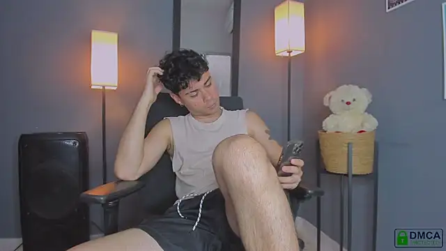 soft_temptationxx (Ask my age) - ✨open ass   close to cam 🧨