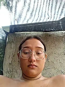 young_dairy01 - Young_dairy01's free webcam - UK Sex Cams