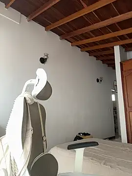 GabriSaenz live sex cam