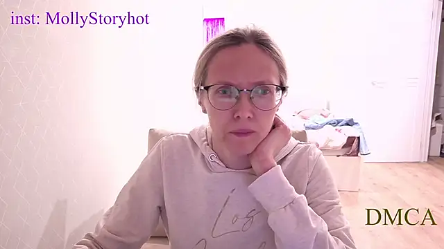 MollyStory live sex cam