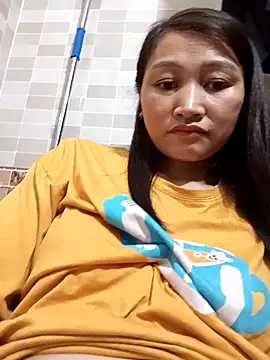 yumyum112 - Yumyum112's free webcam - UK Sex Cams