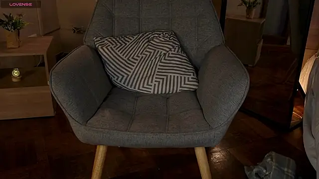 lua_ferch__ (F young) - naked for u sexy