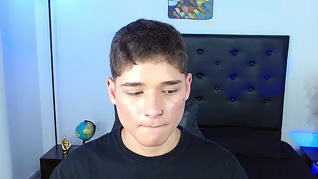 Mattass18 live sex cam