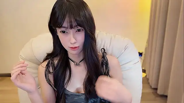 xiaooyee - Xiaooyee's free webcam - UK Sex Cams