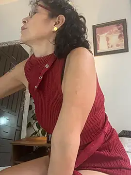 Webcam Model (MireyaTorresGu)  is live.Free join now!