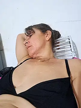 dirty-mature-xxx - Dirty-Mature-XXX's free webcam - UK Sex Cams