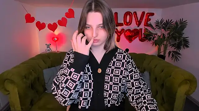 meowseduce - Meowseduce's free webcam - UK Sex Cams