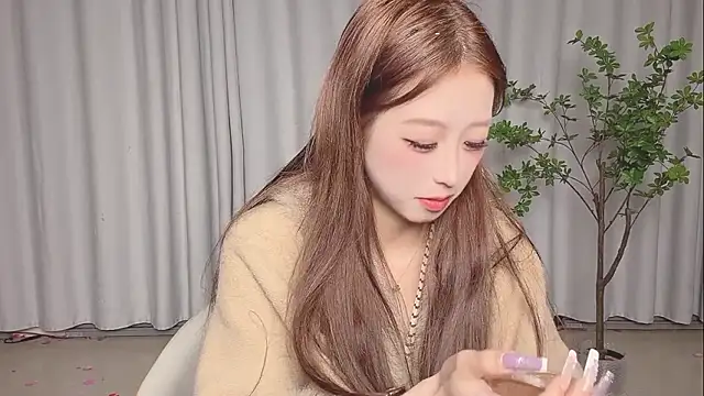 jj-jiangjiang - JJ-JIANGJIANG's free webcam - UK Sex Cams