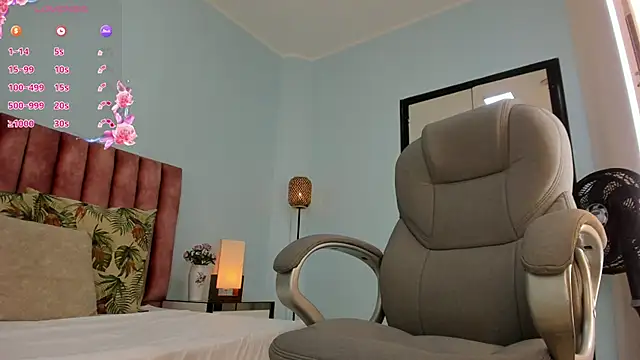 tati_saldarriaga (F young) - Hi