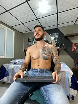 marcel_crawford96 (M young) - DILDO IN MY ASS