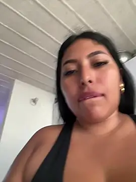 Webcam Model (emmyjhonson07)  is live.Free join now!