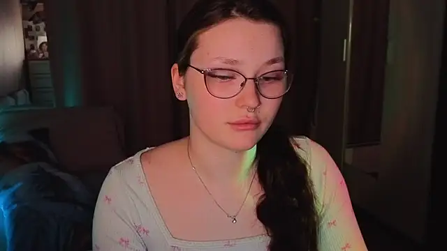 milliedoll - Milliedoll's free webcam - UK Sex Cams